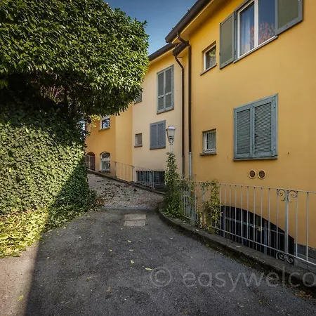 Easy Welcome Ca' Maria Peonie Appartamento *